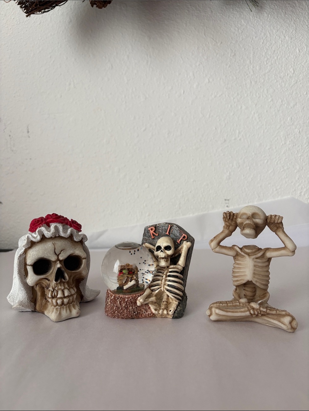 Skeleton Figurine Trio - Beige Bone Decorative Skulls Preowned